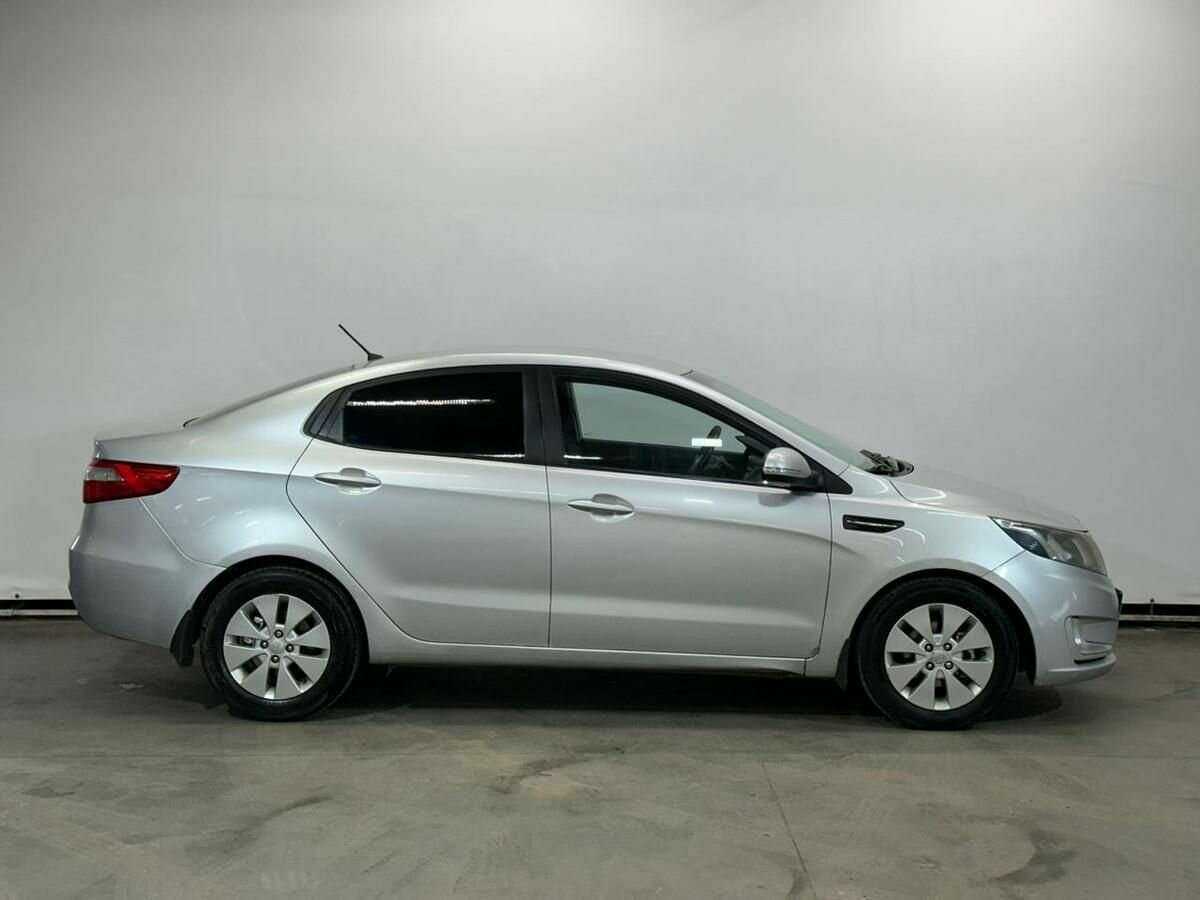 Kia Rio 6-speed, 2014 - фото №4