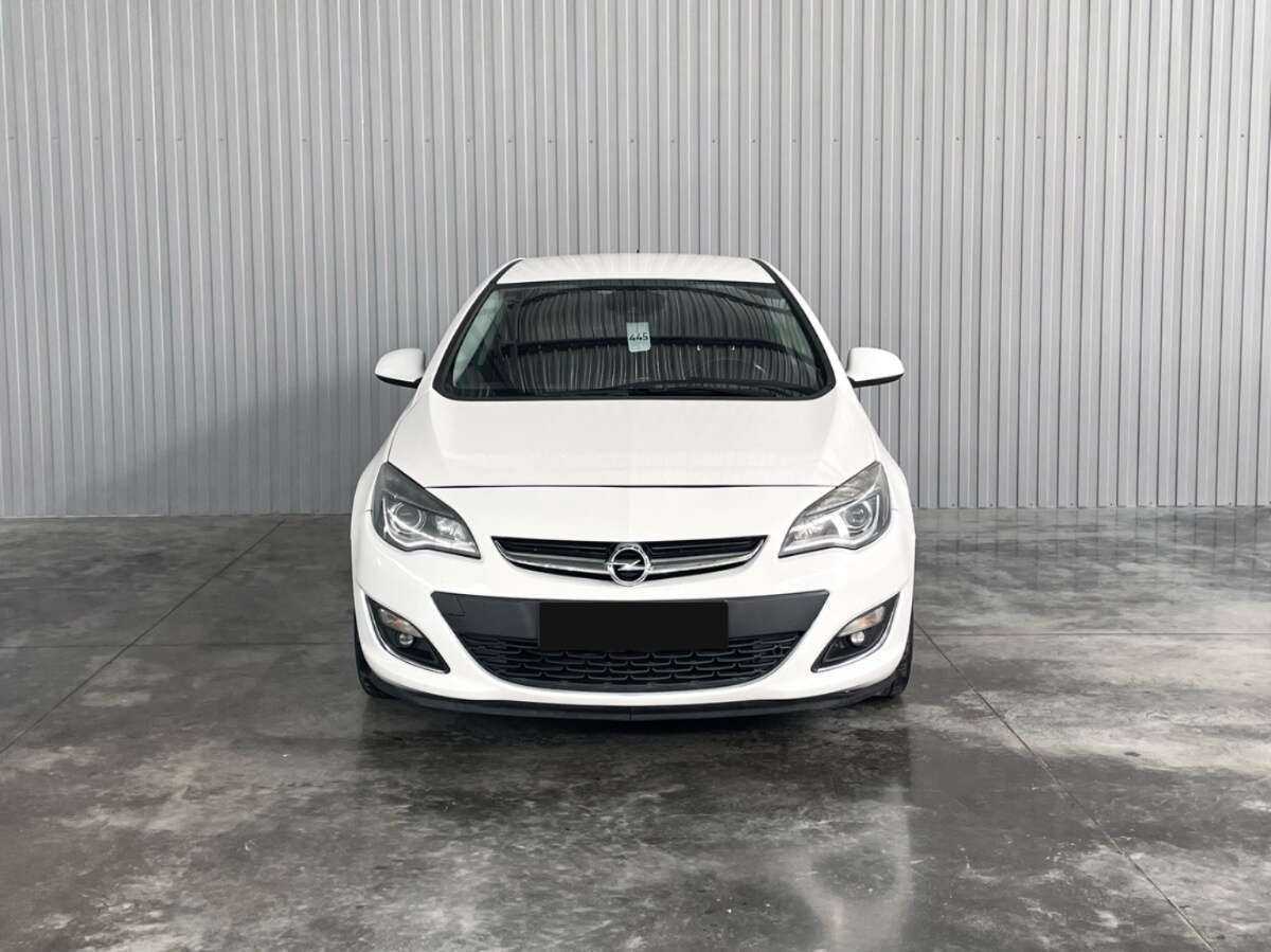 Opel Astra, 2014 - фото №2