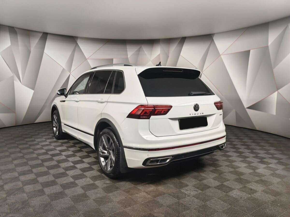 Volkswagen Tiguan, 2021 - фото №4