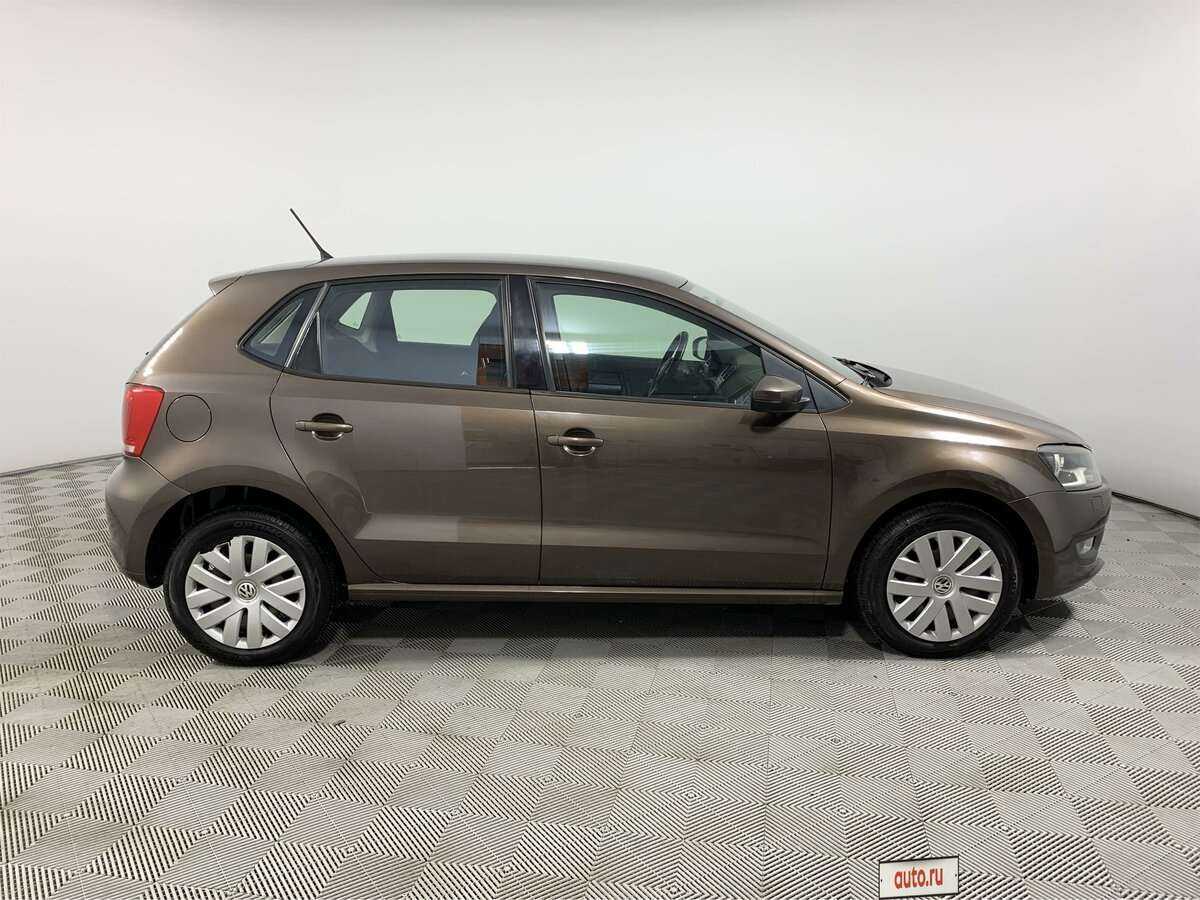 Volkswagen Polo, 2012 - фото №4
