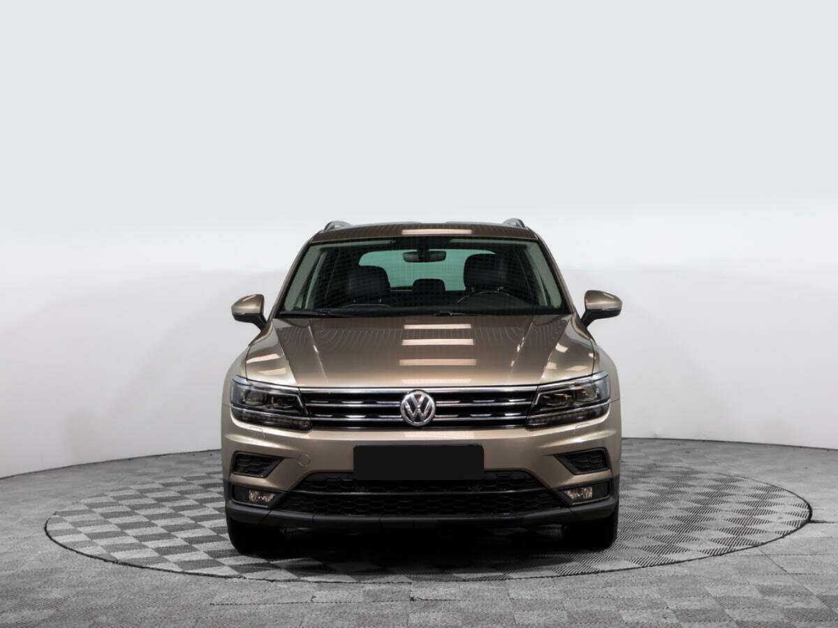 Volkswagen Tiguan, 2017 - фото №1