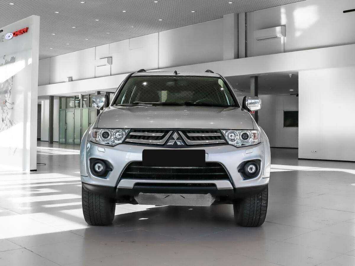 Mitsubishi Pajero Sport, 2015