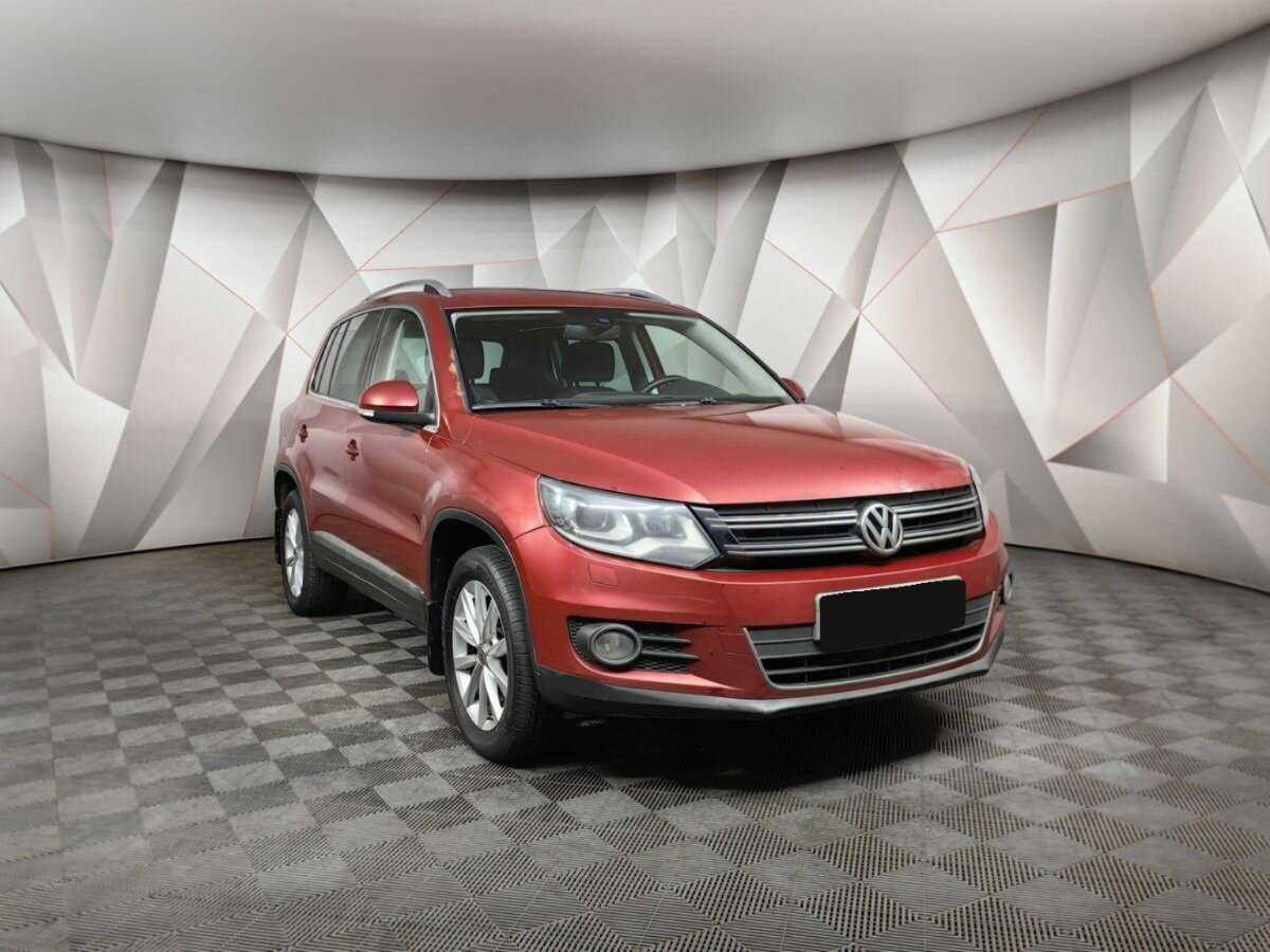 Volkswagen Tiguan, 2012 - фото №3