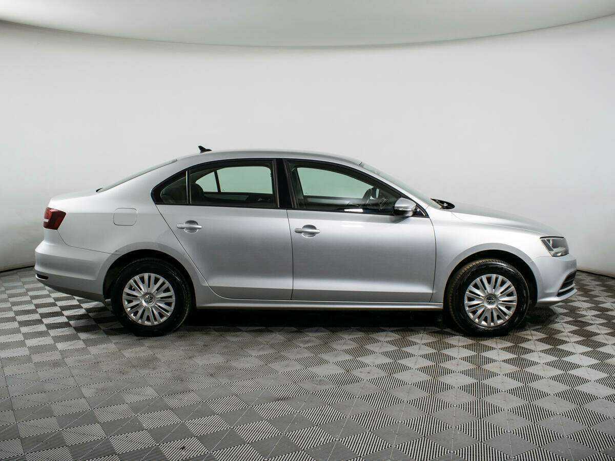 Volkswagen Jetta, 2018 - фото №4