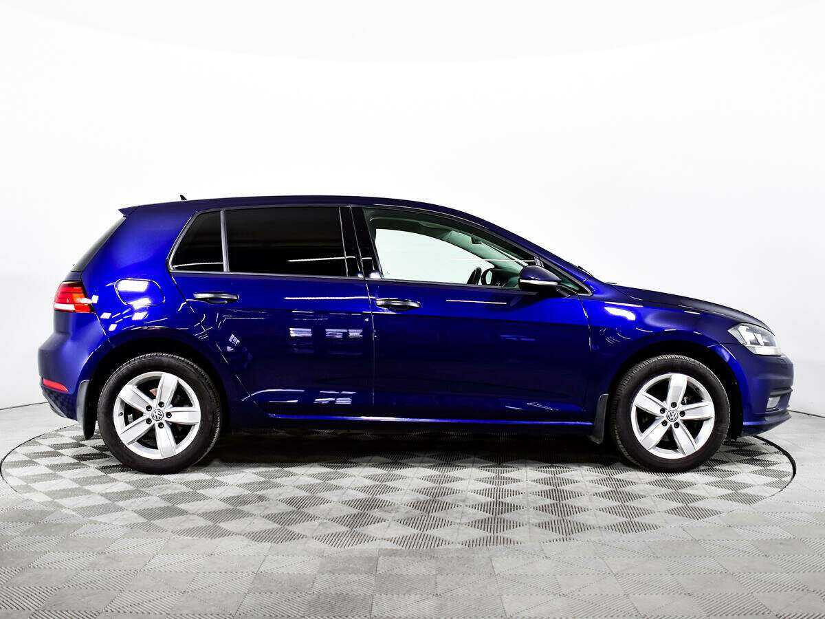 Volkswagen Golf, 2018 - фото №4
