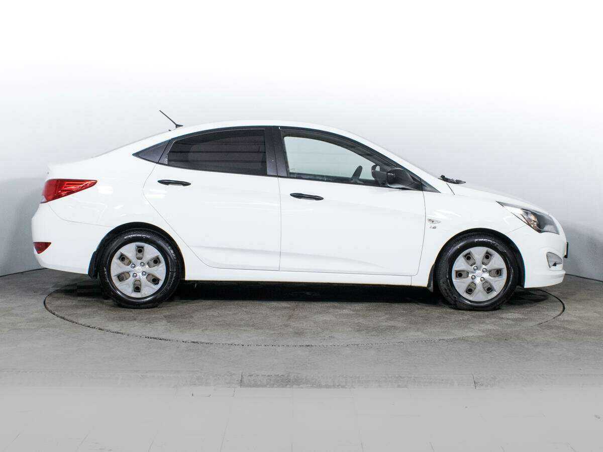 Hyundai Solaris, 2015 - фото №4