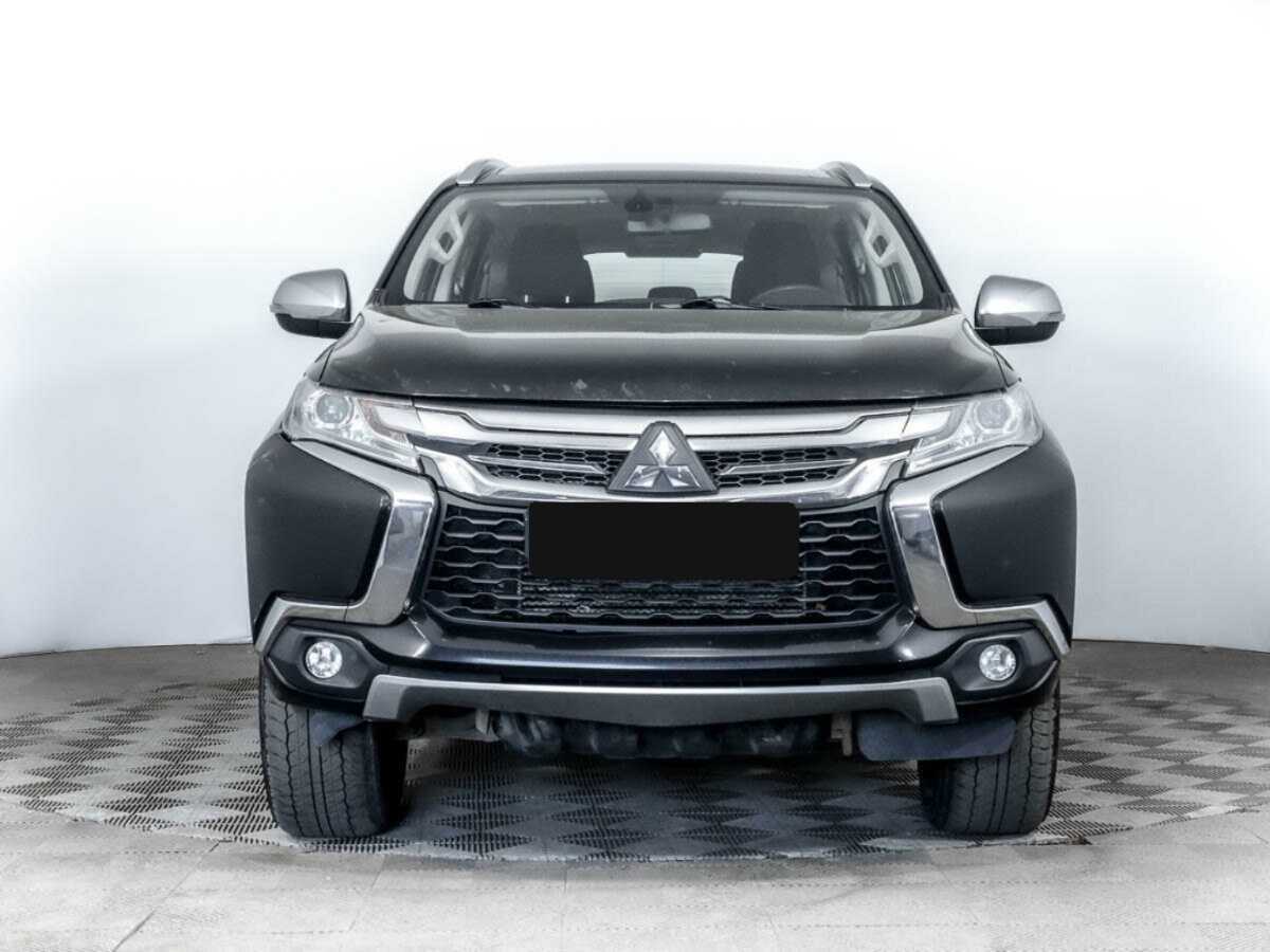 Mitsubishi Pajero Sport, 2018 - фото №2