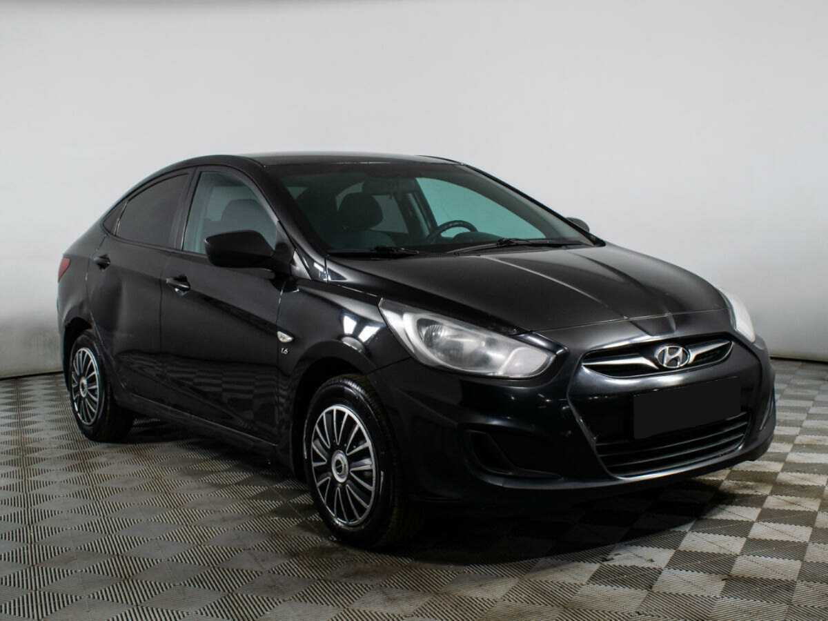 Hyundai Solaris, 2013 - фото №3