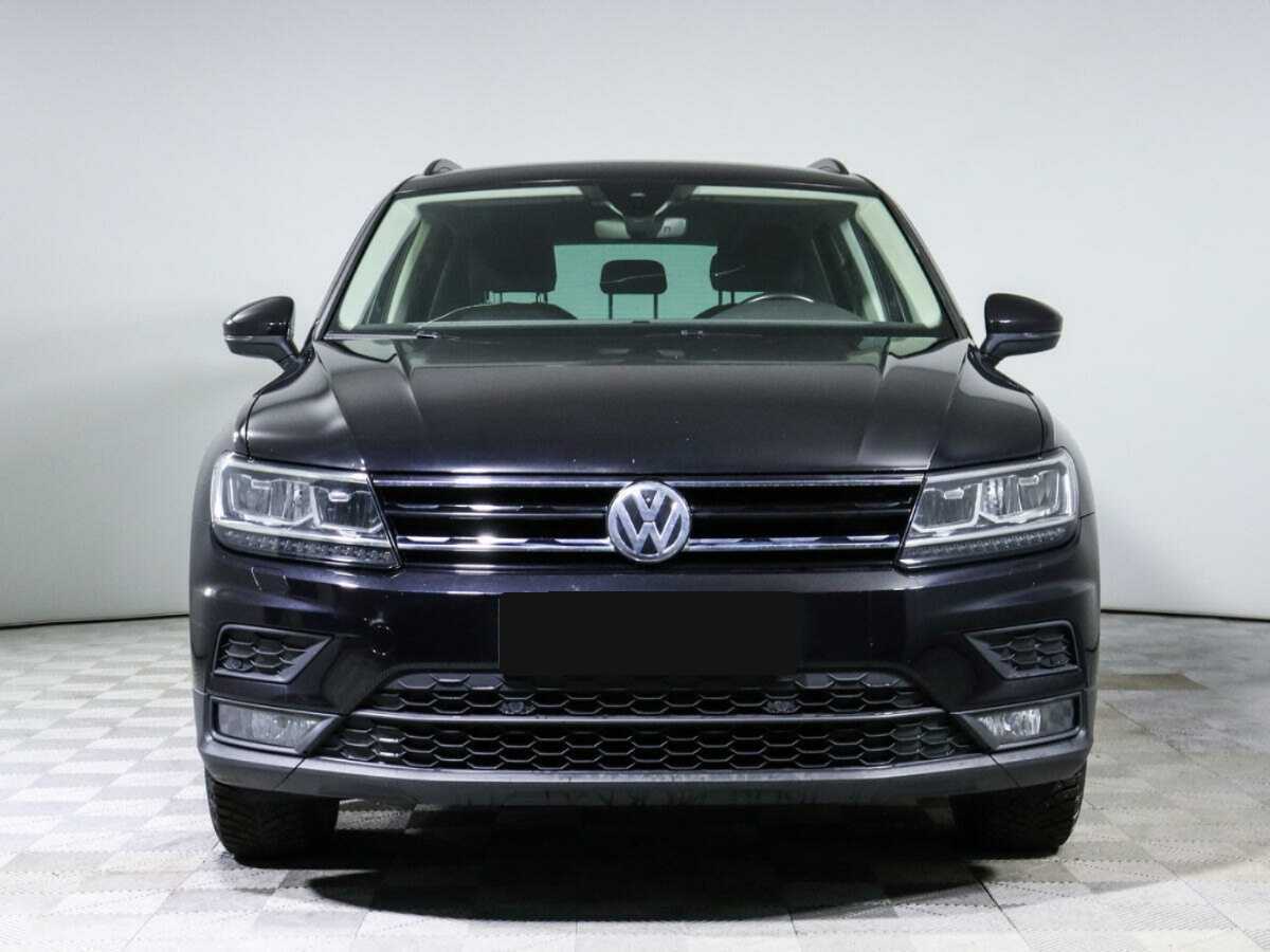Volkswagen Tiguan L, 2019 - фото №2