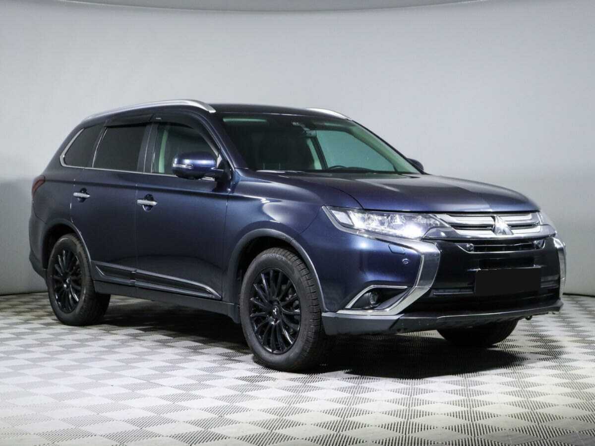 Mitsubishi Outlander, 2018 - фото №3
