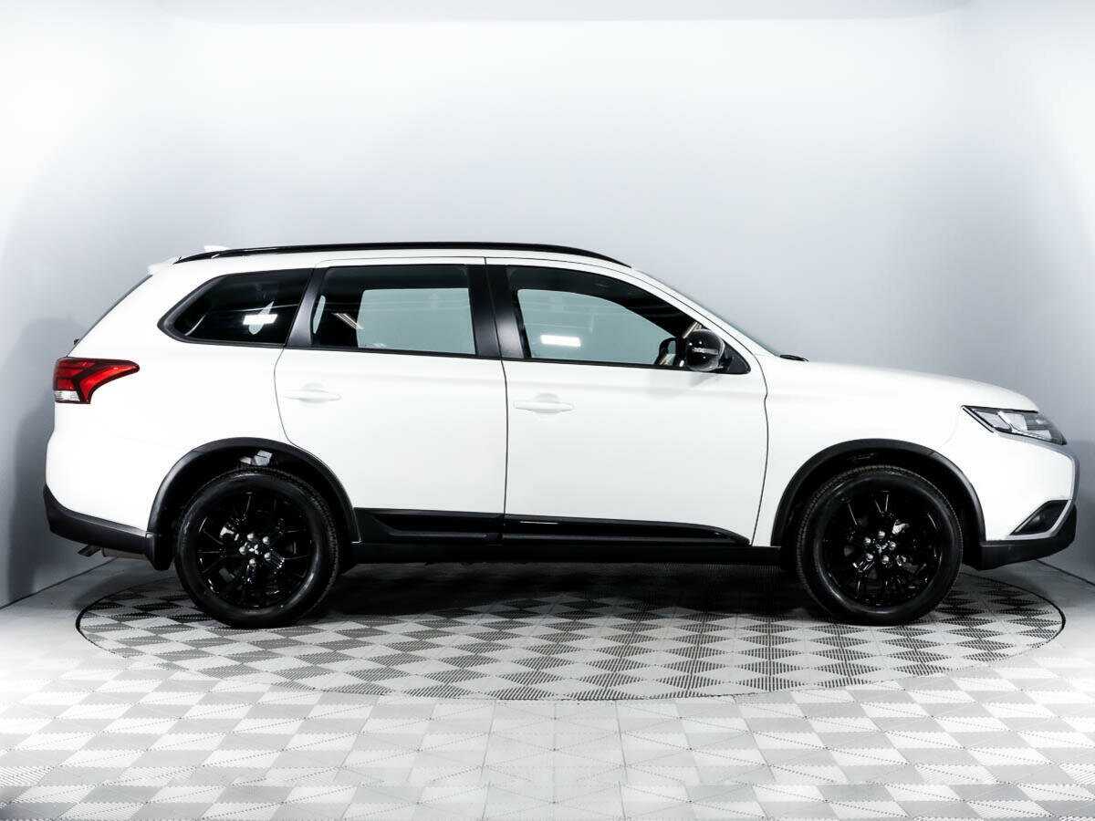 Mitsubishi Outlander, 2021 - фото №4