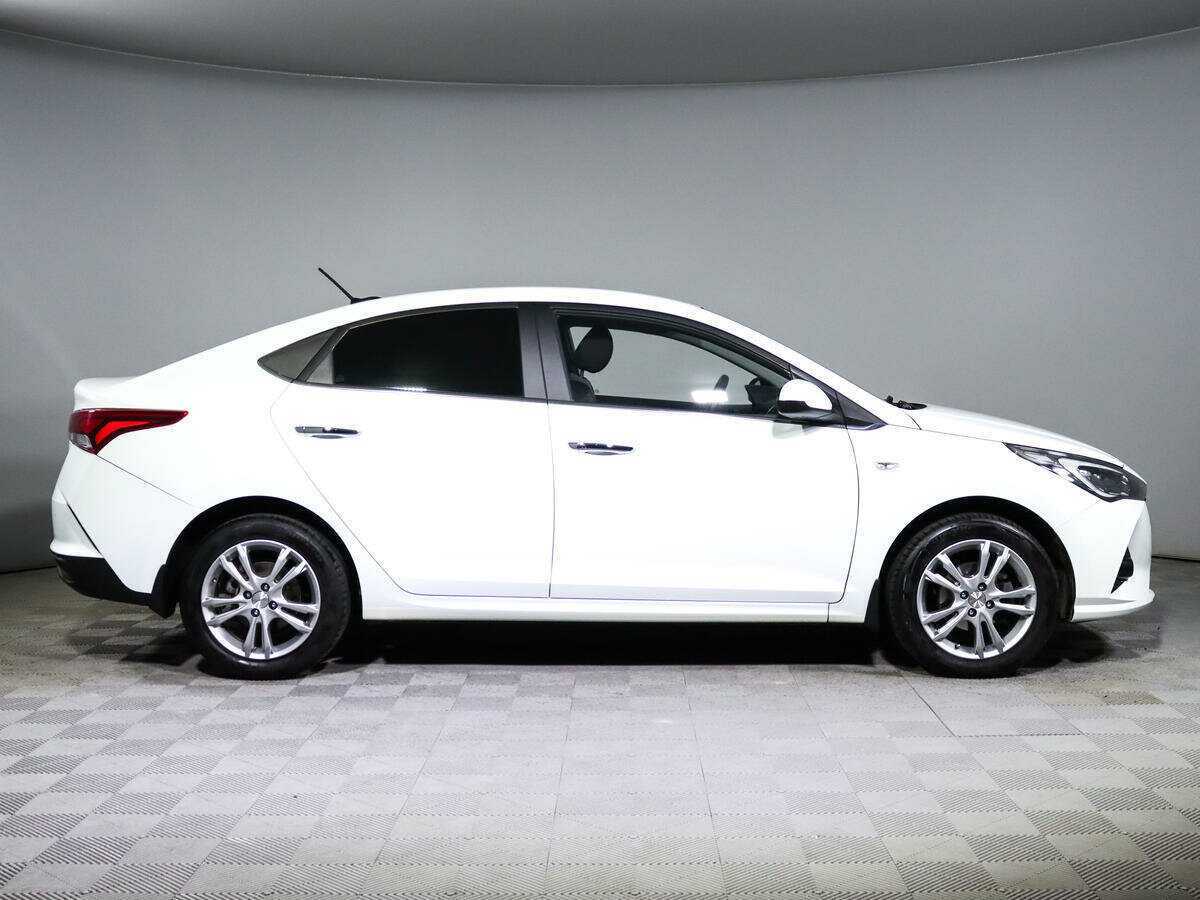 Hyundai Solaris, 2020 - фото №4