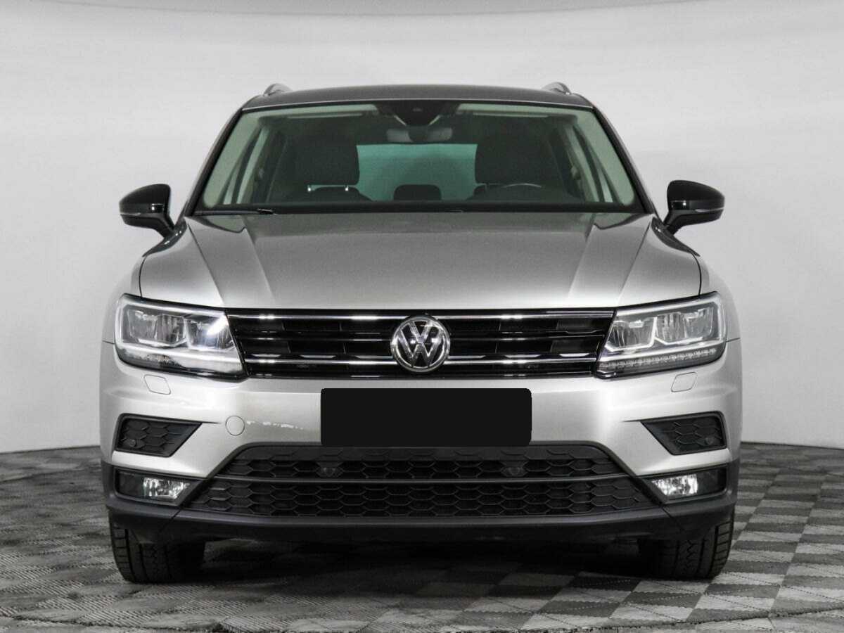 Volkswagen Tiguan L, 2019 - фото №2