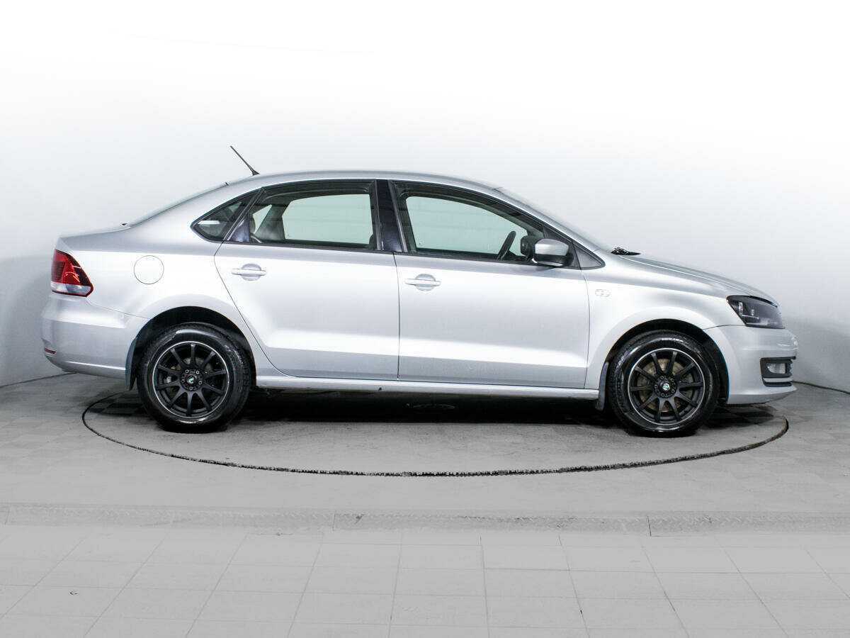 Volkswagen Polo, 2016 - фото №4