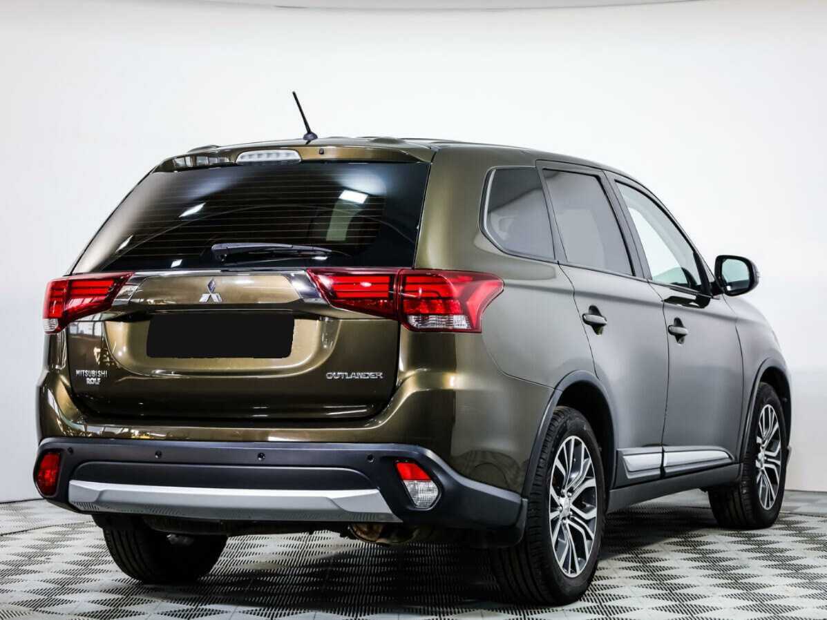 Mitsubishi Outlander, 2015 - фото №4