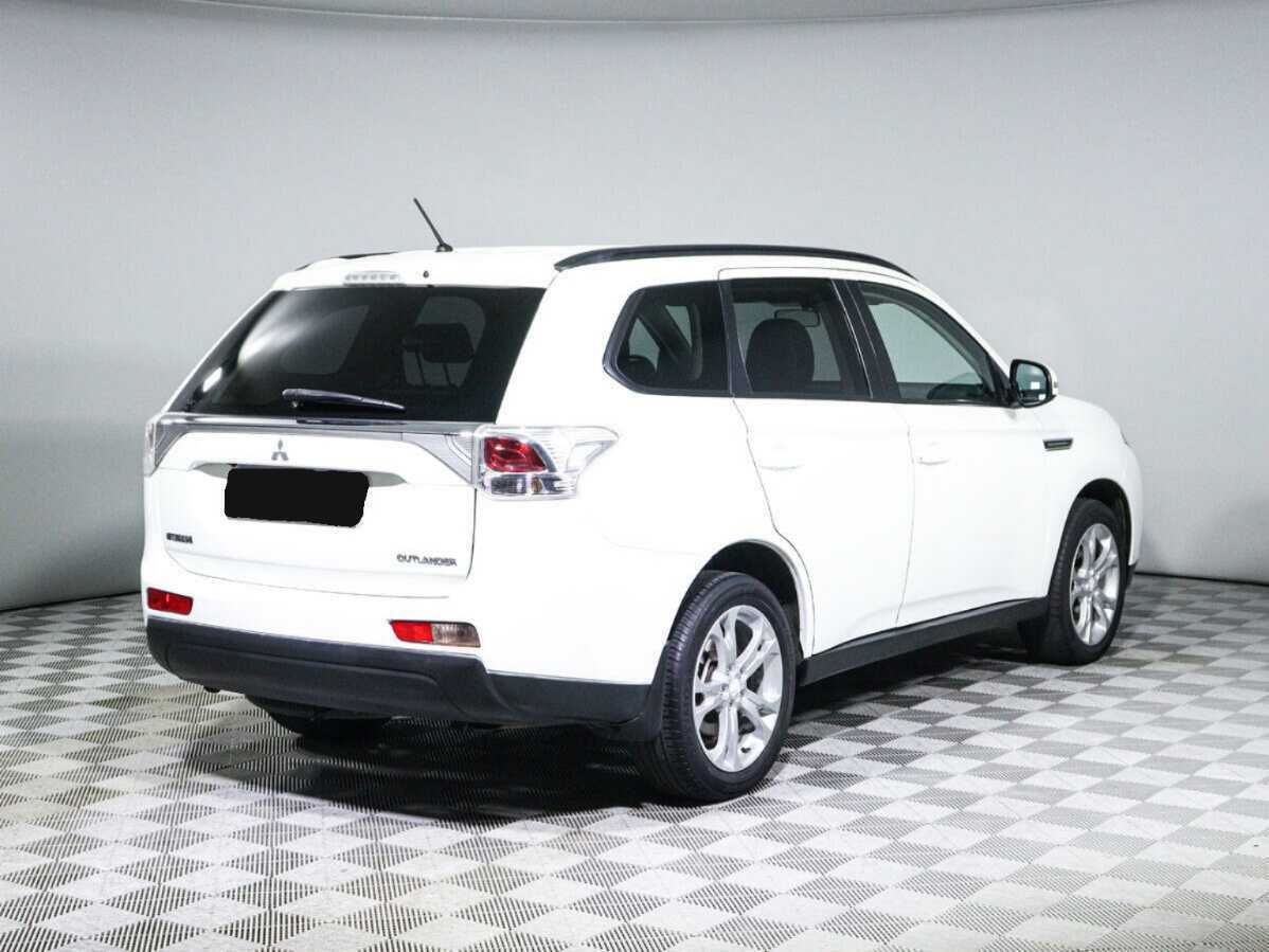 Mitsubishi Outlander, 2012 - фото №4