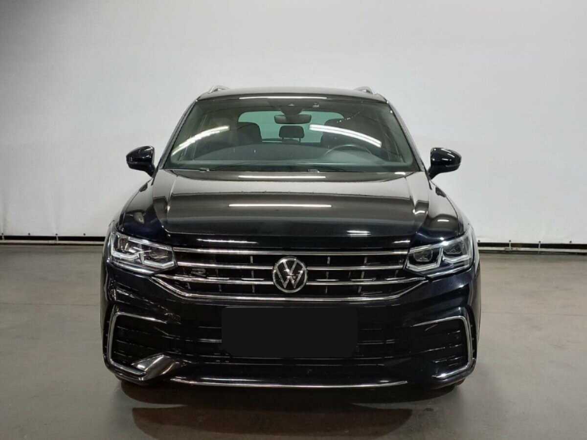 Volkswagen Tiguan, 2021 - фото №2