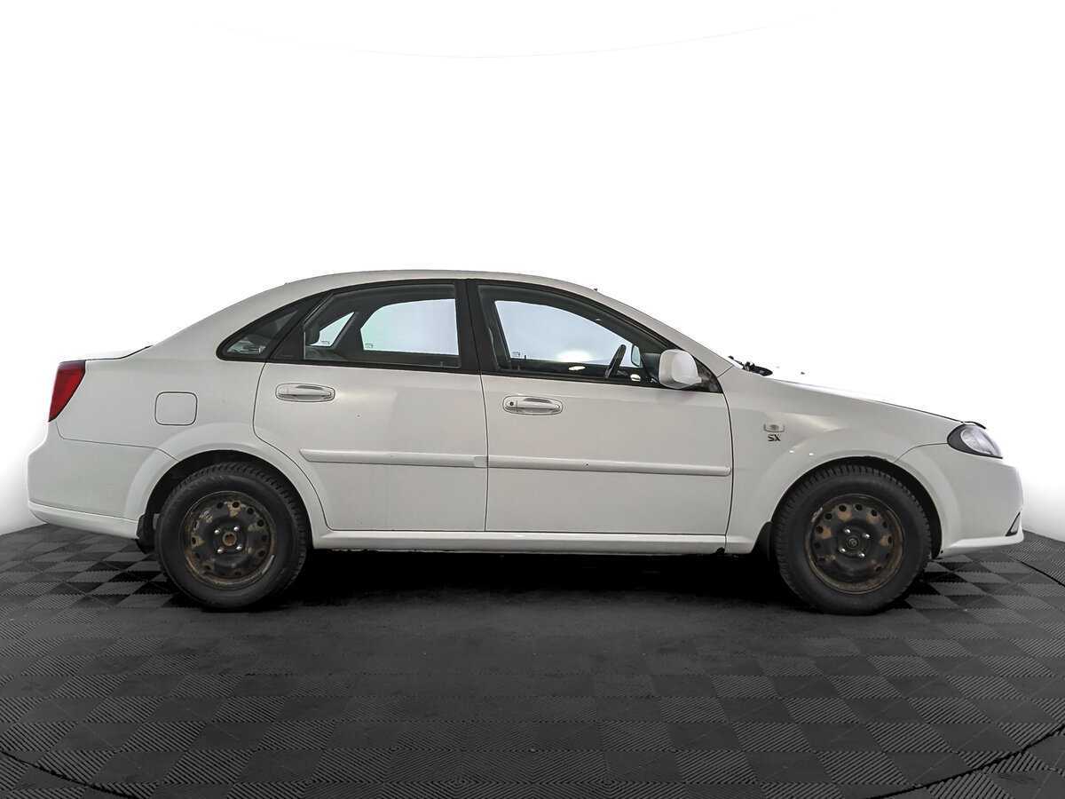 Daewoo Gentra, 2014 - фото №4