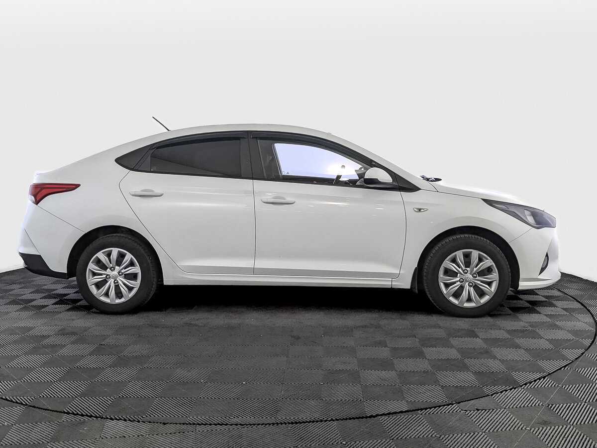 Hyundai Solaris, 2020 - фото №4