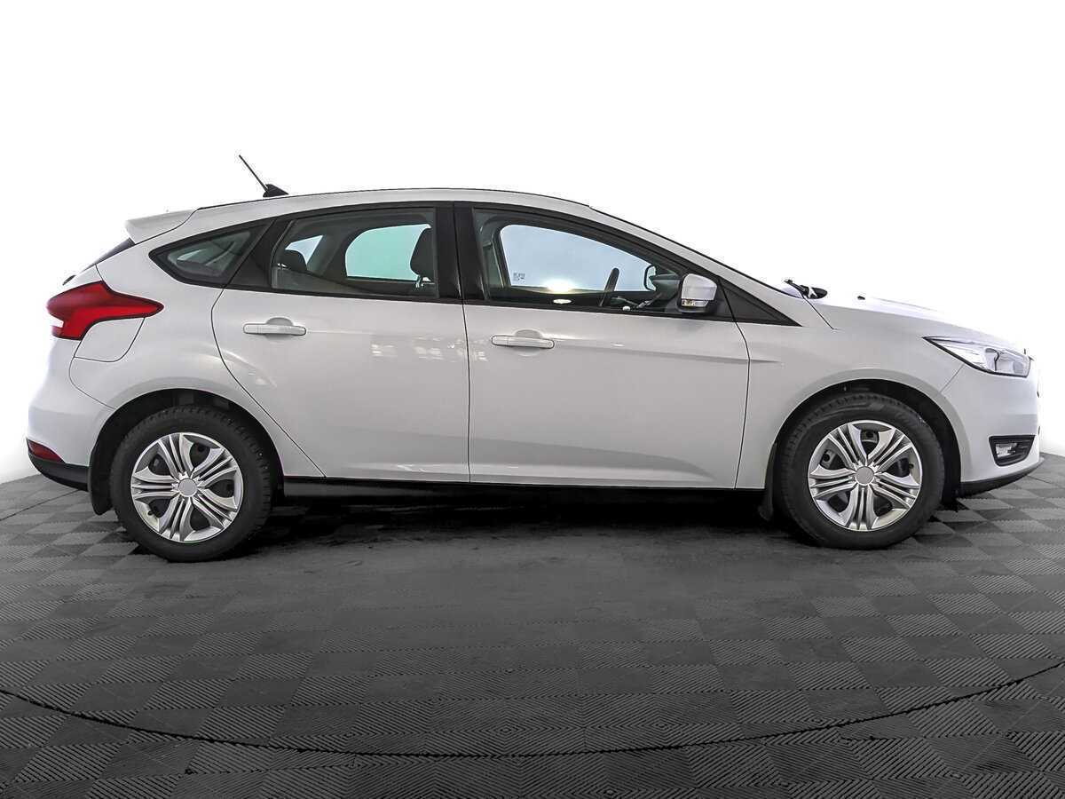 Ford Focus, 2018 - фото №4