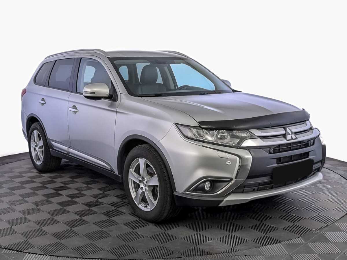 Mitsubishi Outlander, 2017 - фото №3