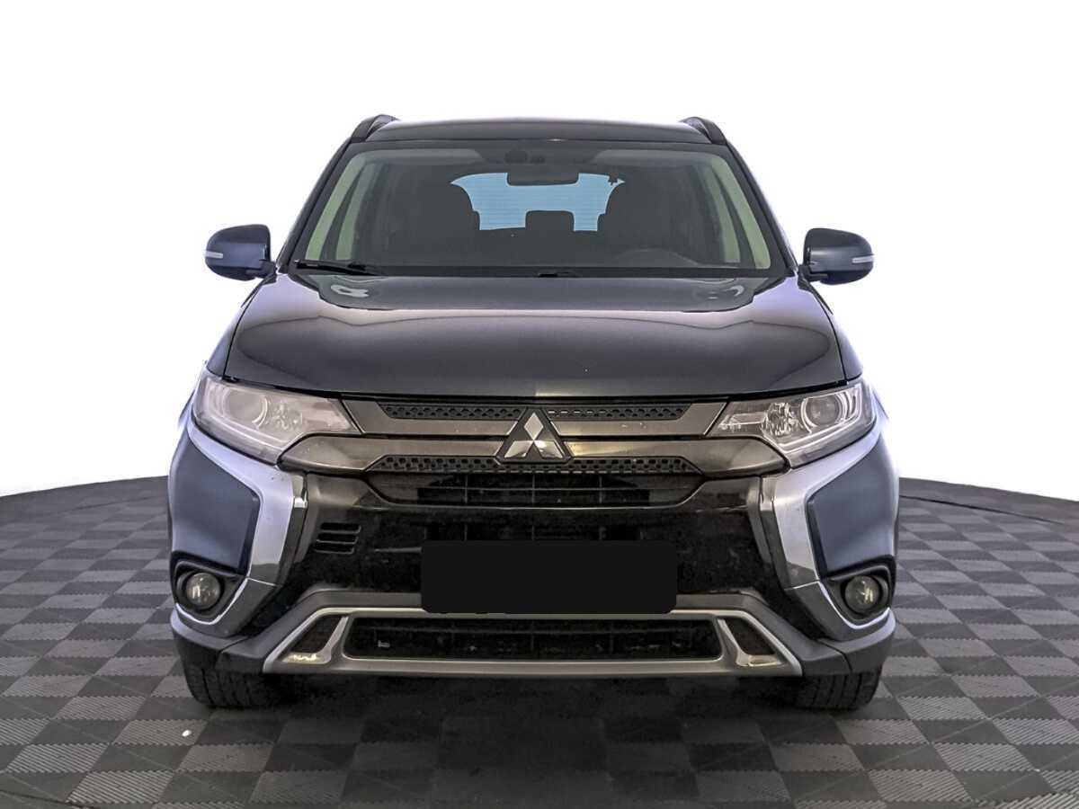 Mitsubishi Outlander, 2021 - фото №2