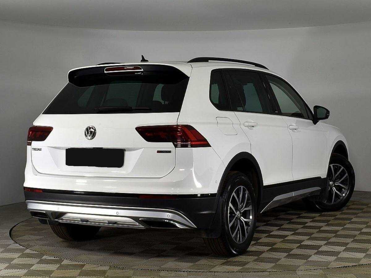 Volkswagen Tiguan, 2019 - фото №2