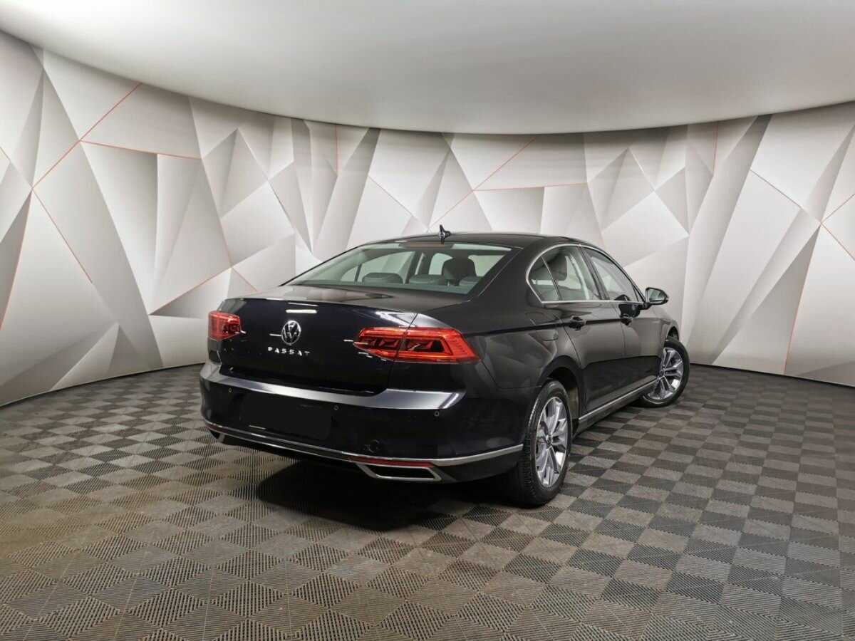 Volkswagen Passat, 2021 - фото №2
