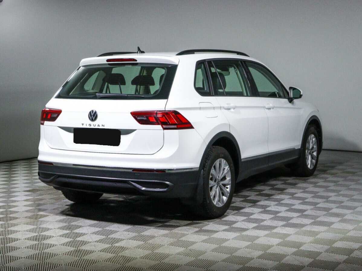 Volkswagen Tiguan, 2020 - фото №4