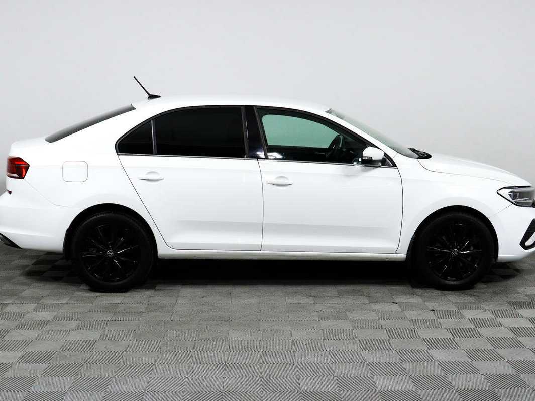 Volkswagen Polo, 2020 - фото №4