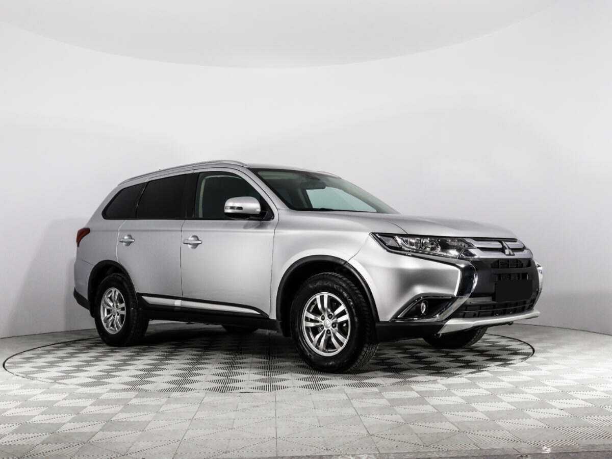 Mitsubishi Outlander, 2015 - фото №3