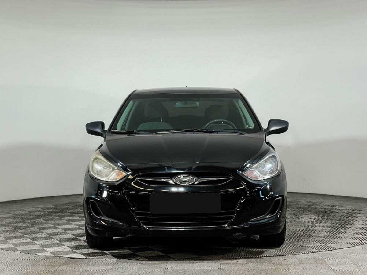Hyundai Solaris, 2012 - фото №2