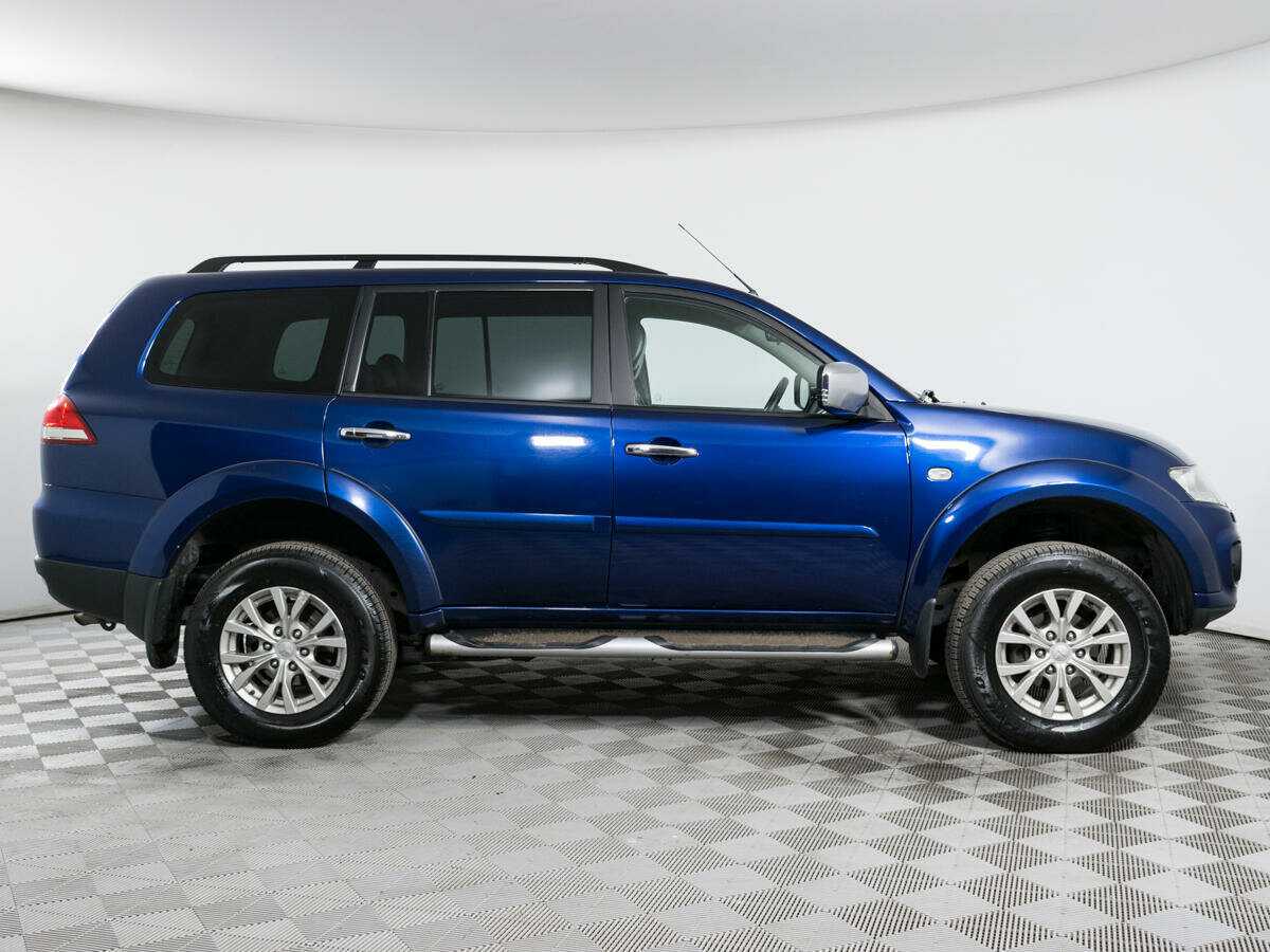 Mitsubishi Pajero Sport, 2013 - фото №4