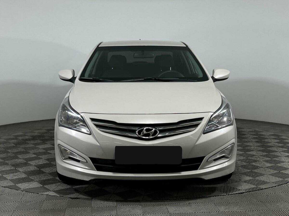 Hyundai Solaris, 2015 - фото №2