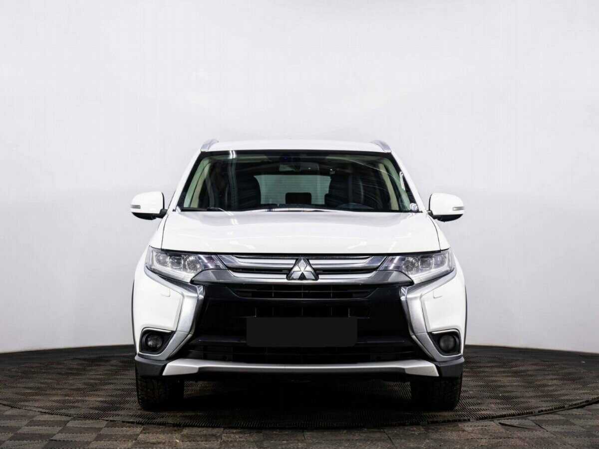 Mitsubishi Outlander, 2016 - фото №2