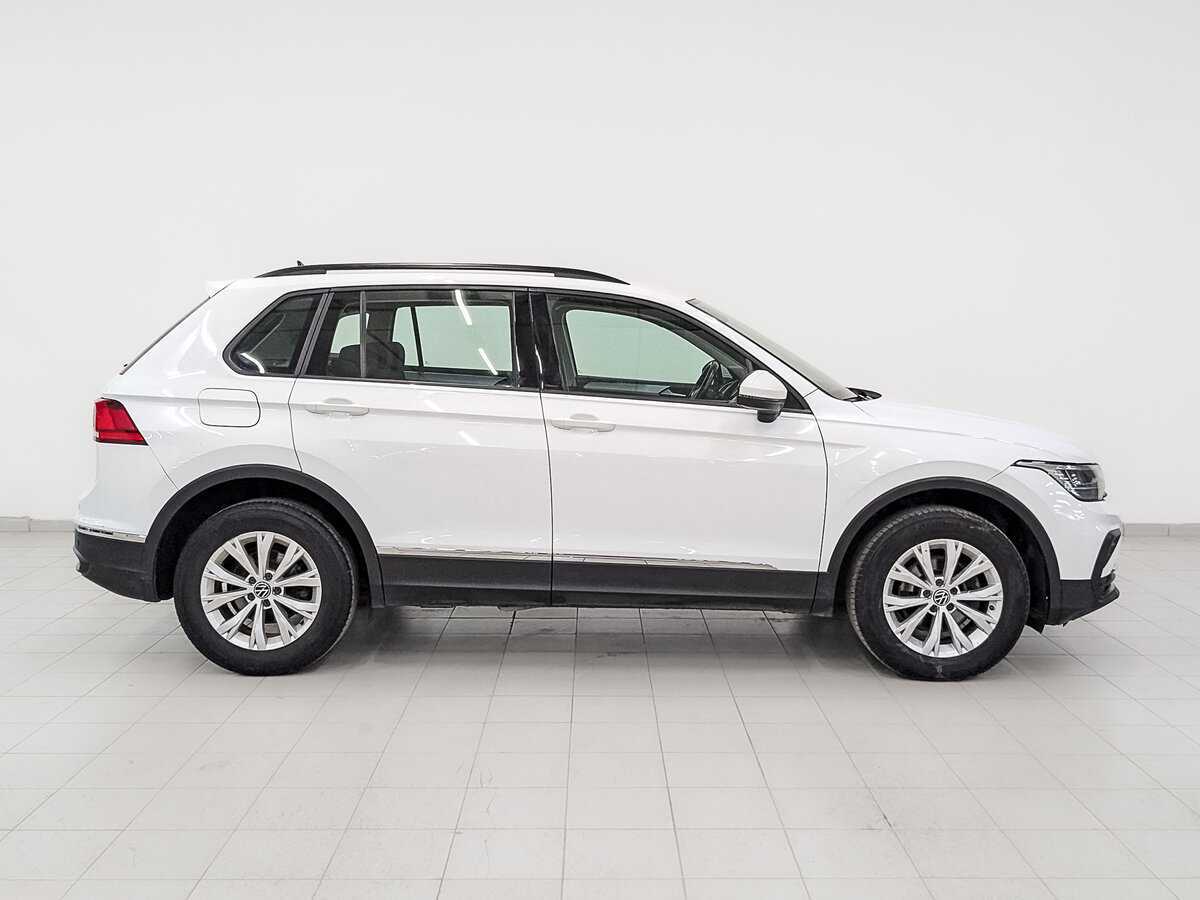 Volkswagen Tiguan, 2021 - фото №4