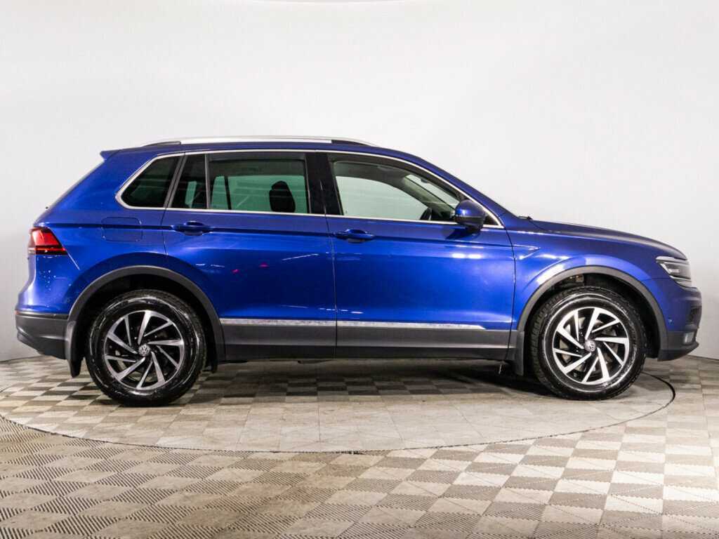 Volkswagen Tiguan, 2018 - фото №4