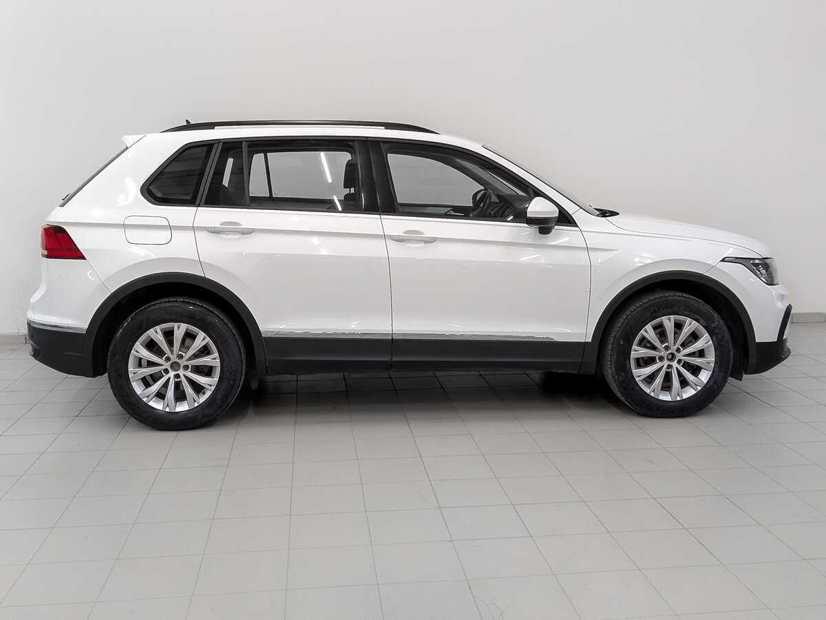 Volkswagen Tiguan, 2021 - фото №4