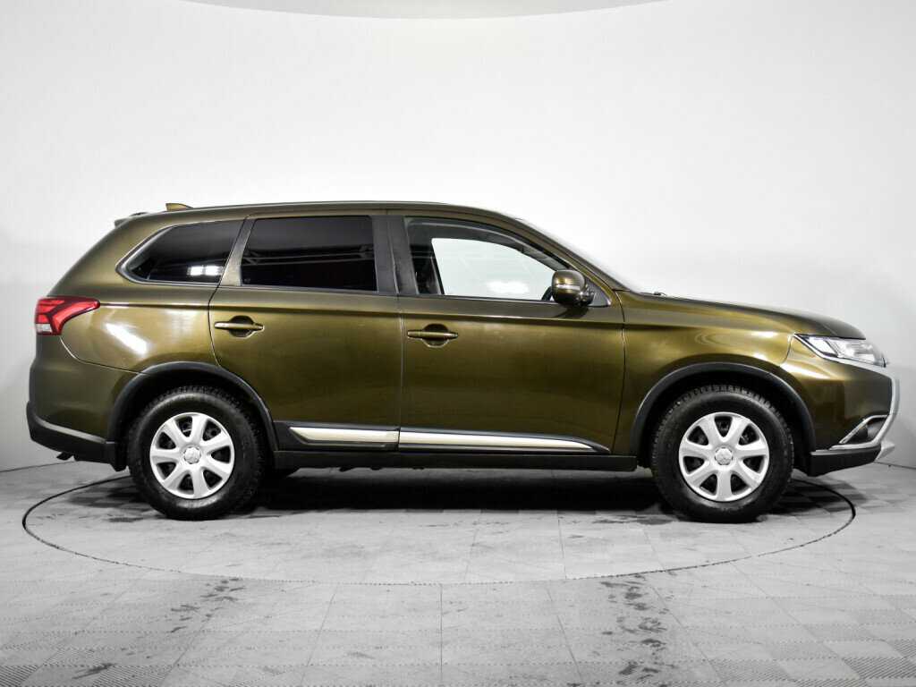 Mitsubishi Outlander, 2017 - фото №4
