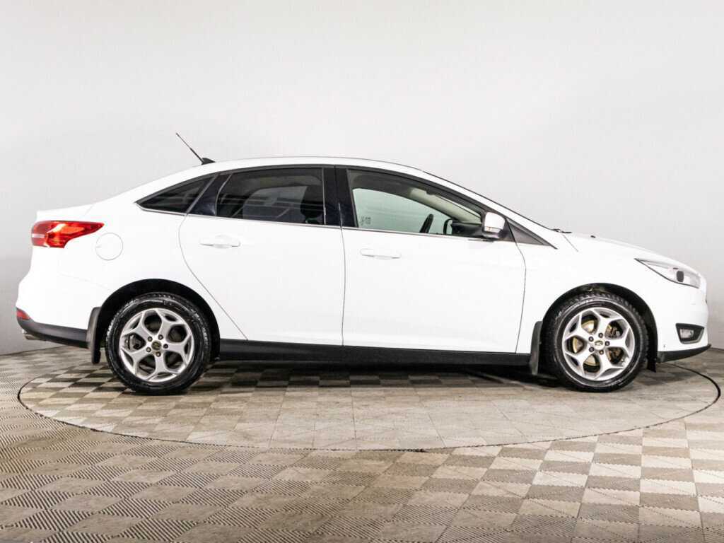Ford Focus, 2017 - фото №4