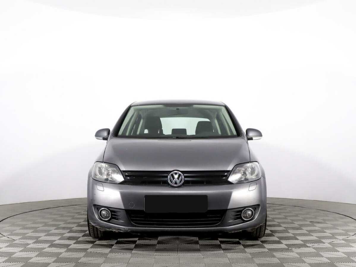 Volkswagen Golf Plus, 2013 - фото №2