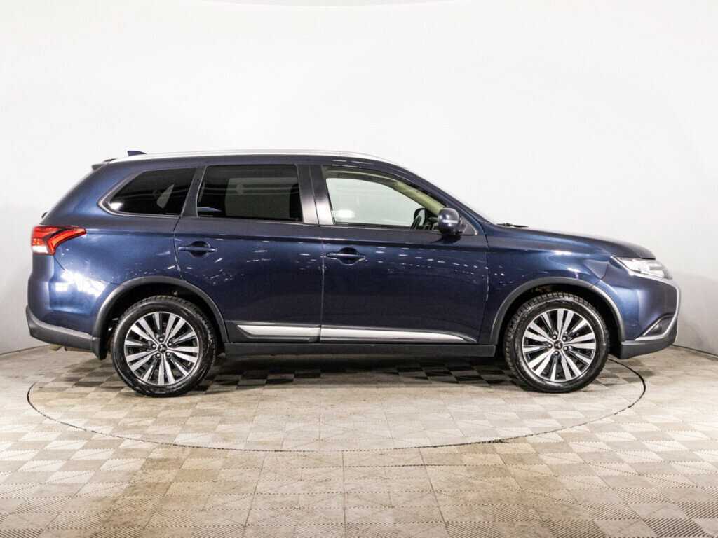 Mitsubishi Outlander, 2018 - фото №4