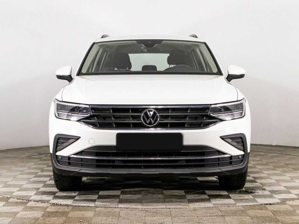 Volkswagen Tiguan, 2021 - фото №2