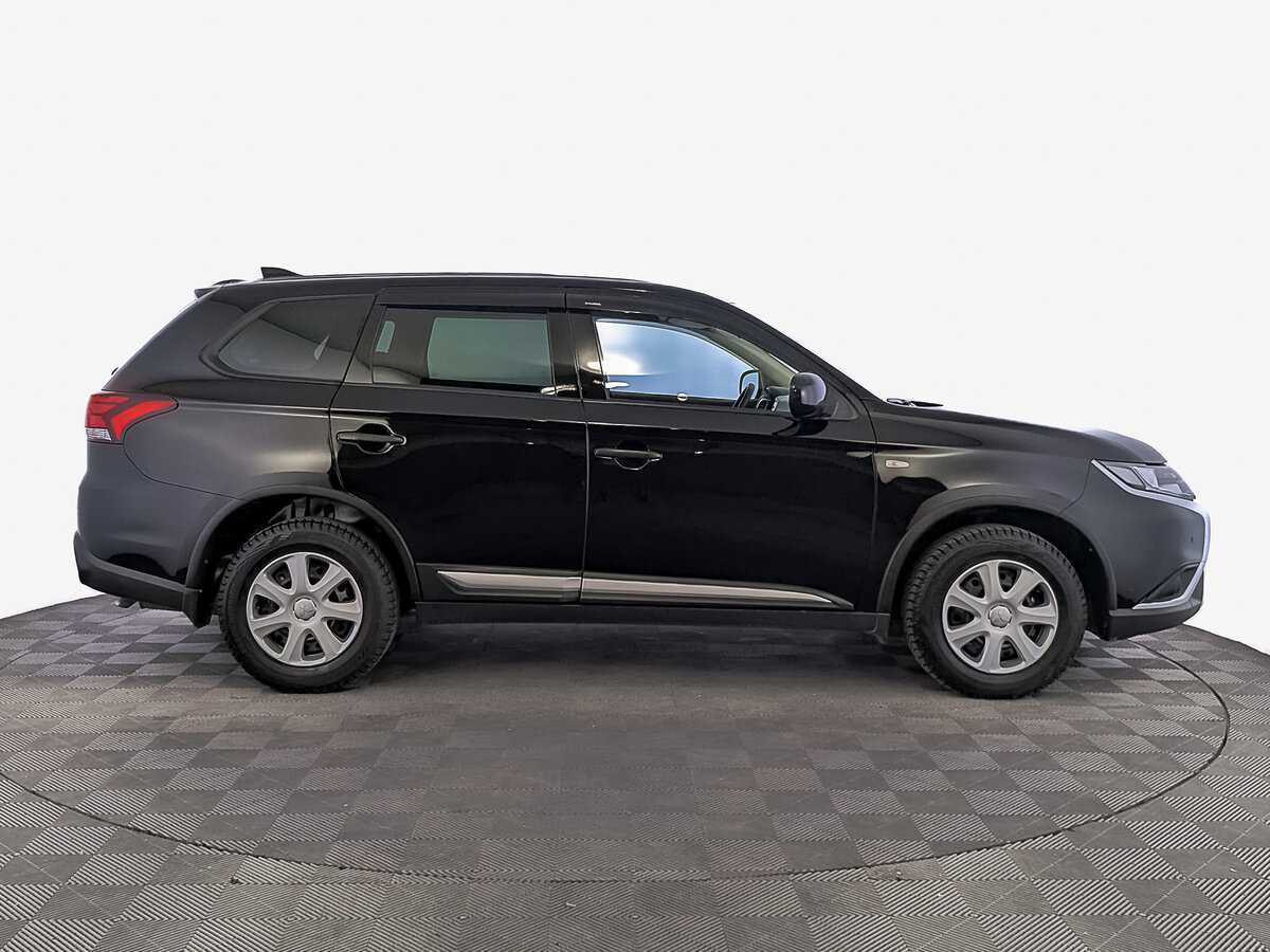 Mitsubishi Outlander, 2021 - фото №4