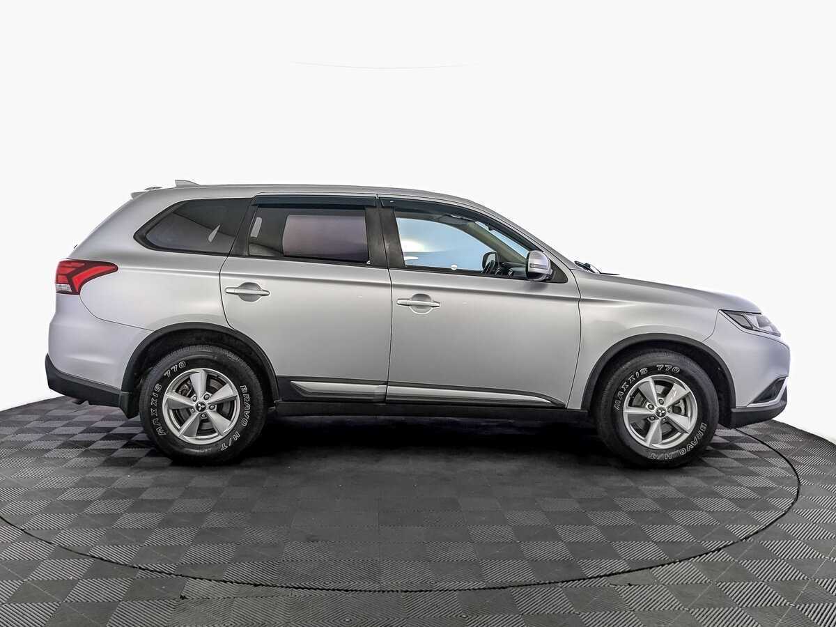 Mitsubishi Outlander, 2019 - фото №4