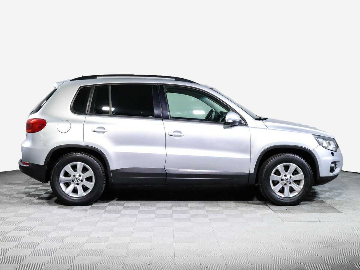 Volkswagen Tiguan, 2012 - фото №4