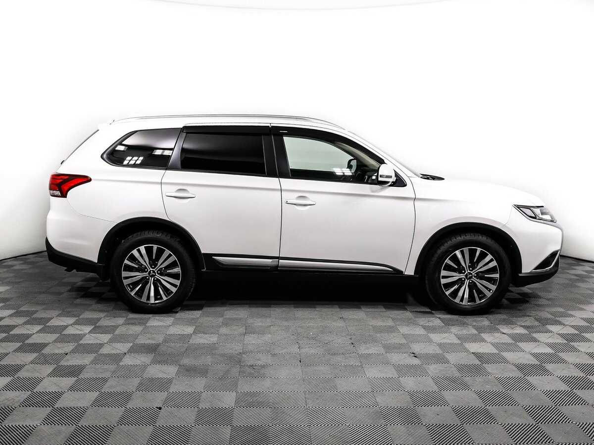 Mitsubishi Outlander, 2019 - фото №4