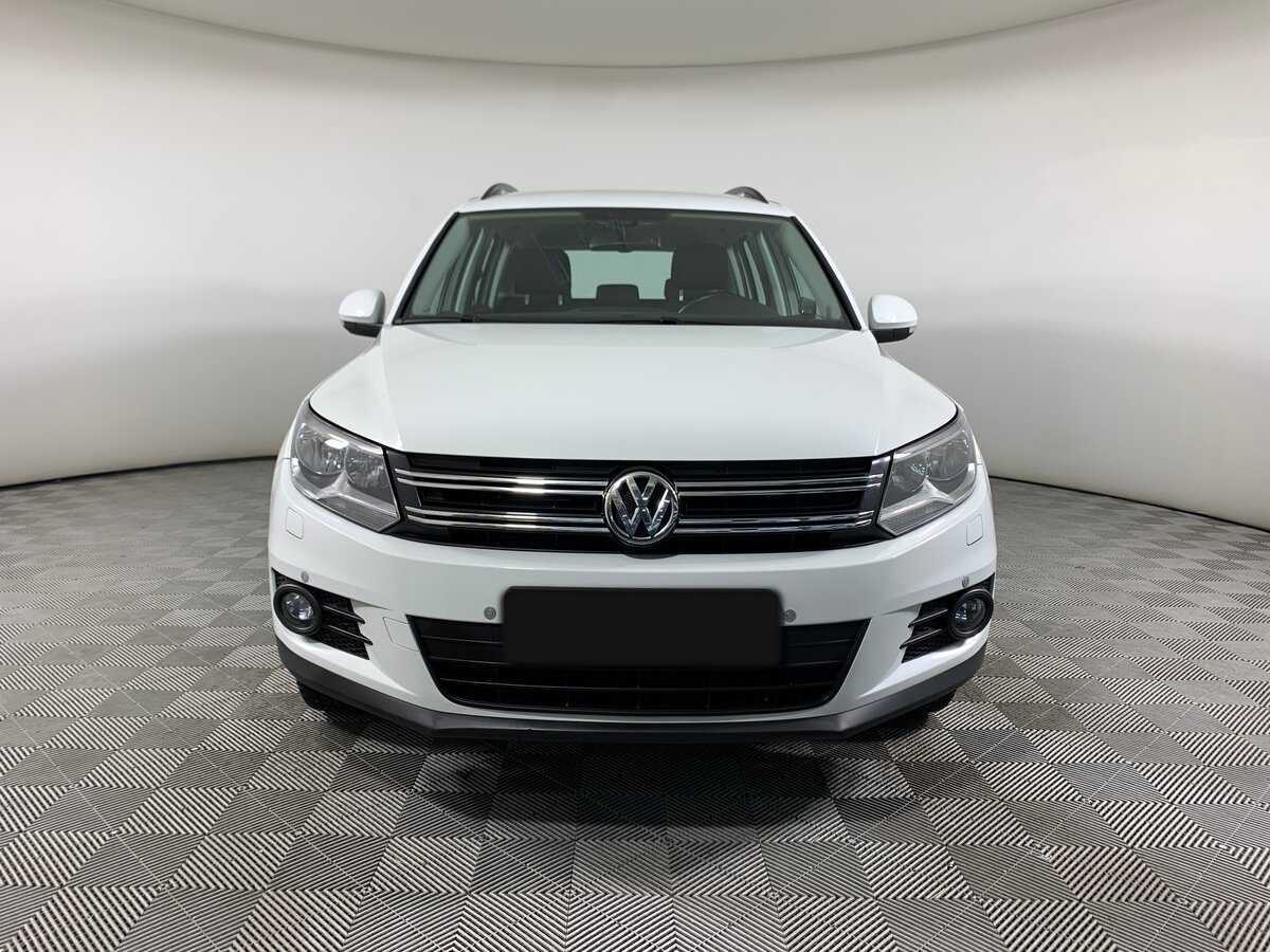 Volkswagen Tiguan, 2015 - фото №2