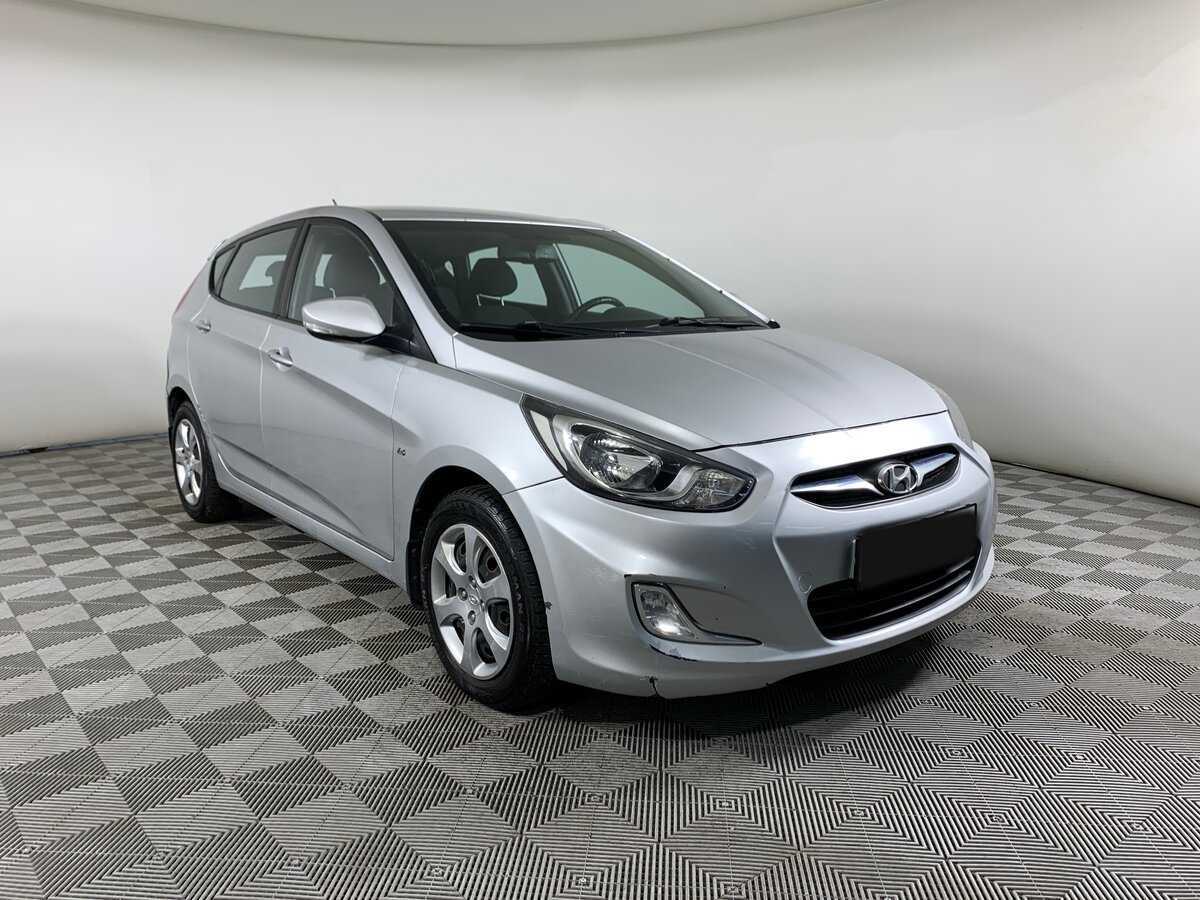 Hyundai Solaris, 2012 - фото №3