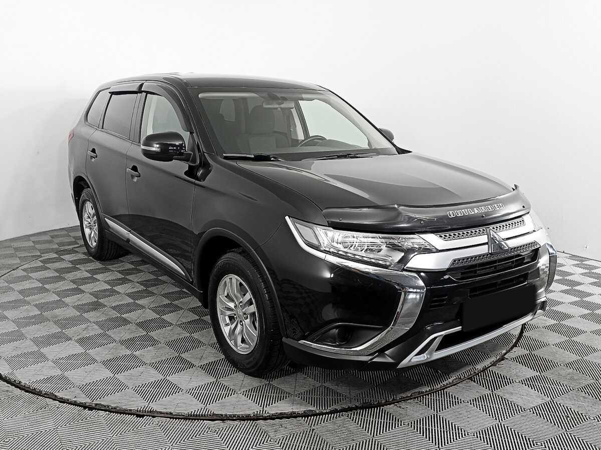 Mitsubishi Outlander, 2021 - фото №3